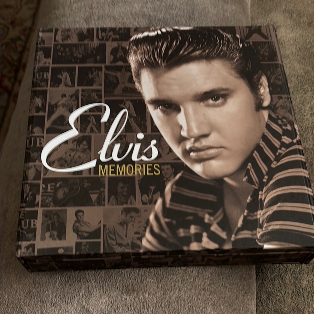 Elvis Memories Collector's Box - Black